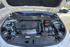Peugeot 308 GT Pack 1.6 Hybride 225 e-EAT8 / Toit ouvrant / Cuir / Carplay / Lumiere Ambiance