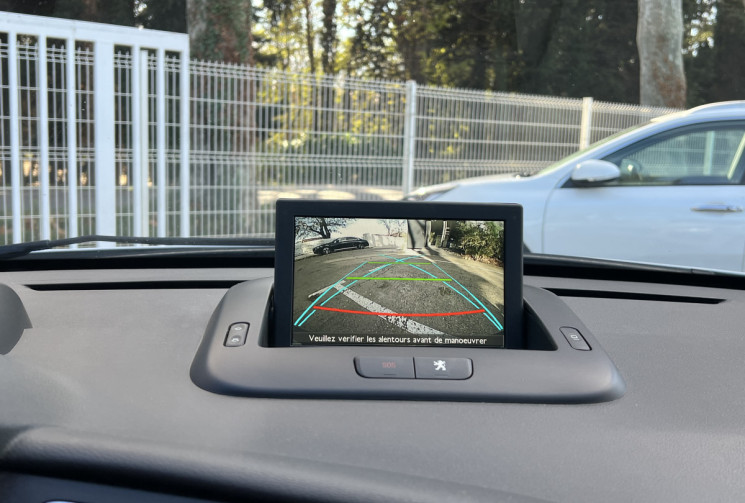 Peugeot 3008 HYBRID4 2.0 HDI 163 Pack ETG6 / Distribution OK / Attelage / Caméra