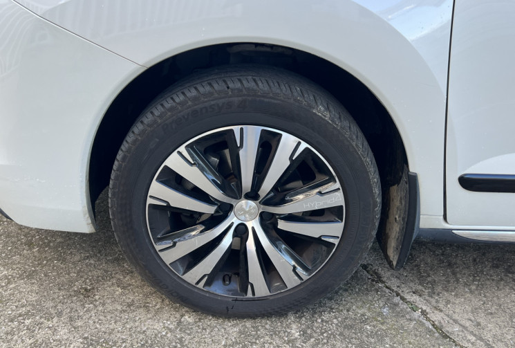 Peugeot 3008 HYBRID4 2.0 HDI 163 Pack ETG6 / Distribution OK / Attelage / Caméra