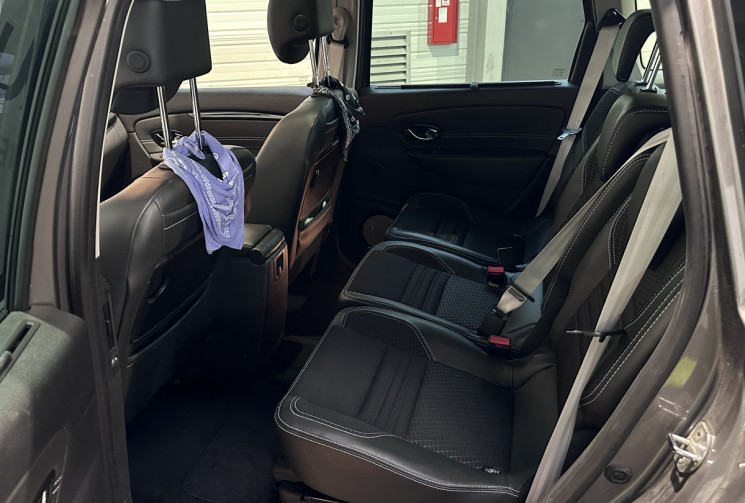 Renault GRAND SCENIC 1.5 dCi 110ch energy Bose eco² Euro6 7 places 