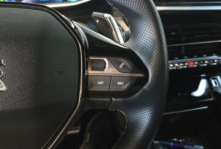 Peugeot 208 1.2 130ch S&S GT EAT8 / Entretien à jour / Garantie 10 ans