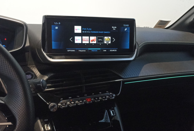 Peugeot 208 1.2 130ch S&S GT EAT8 / Entretien à jour / Garantie 10 ans