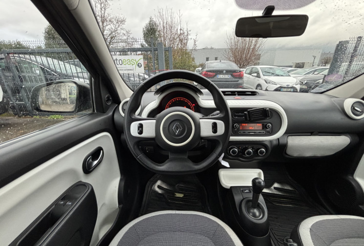 Renault Twingo 1.0 SCE / 70 CH / INTENS