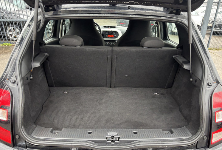 Renault Twingo 1.0 SCE / 70 CH / INTENS