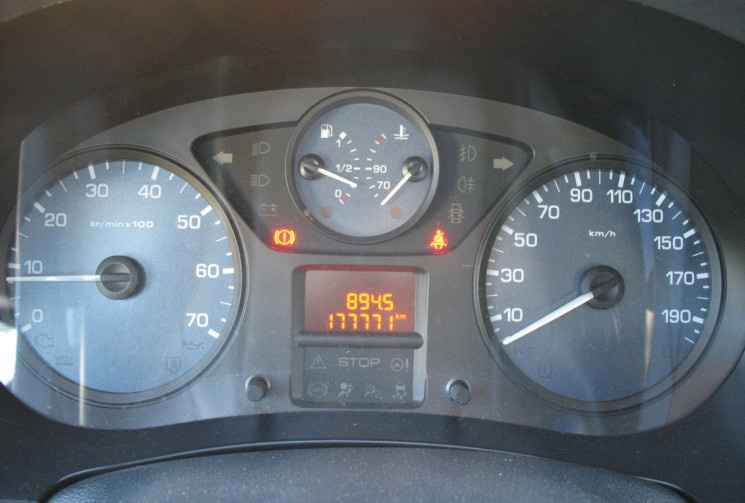 Peugeot PARTNER TEPEE II  1.6 HDi 92   2 PORTES LATERALES