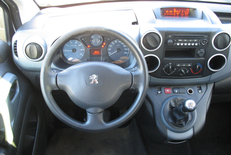 Peugeot PARTNER TEPEE II  1.6 HDi 92   2 PORTES LATERALES