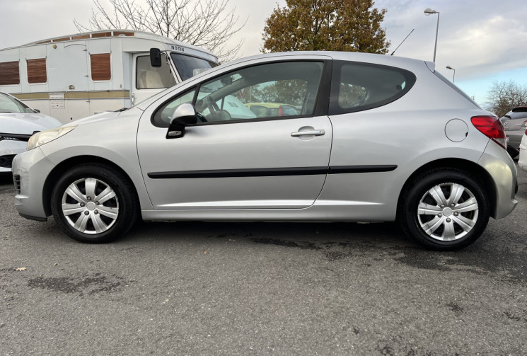 Peugeot 207  1.4 75ch Trendy