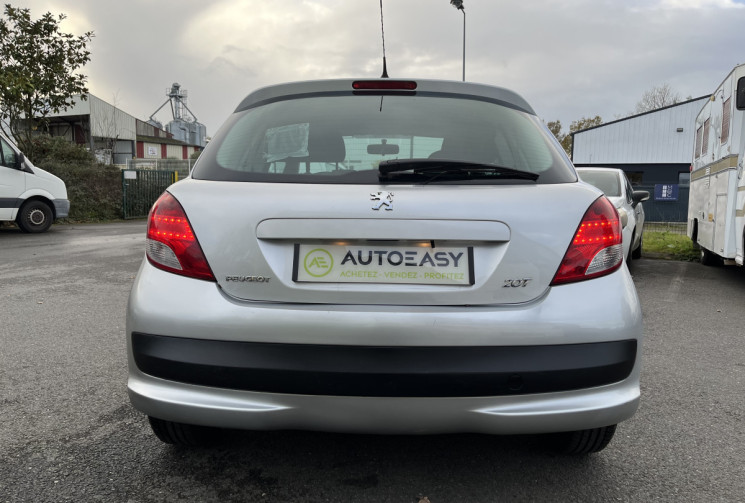Peugeot 207  1.4 75ch Trendy