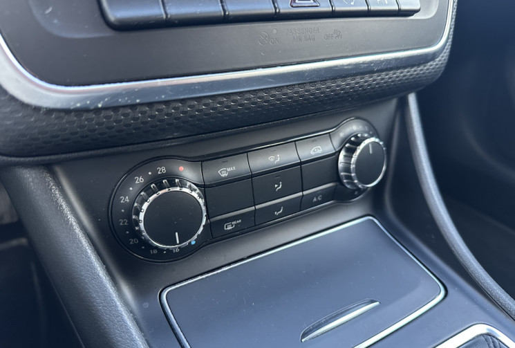 Mercedes Classe A 180 1.6  BlueEFFICIENCY 122  INTUITION