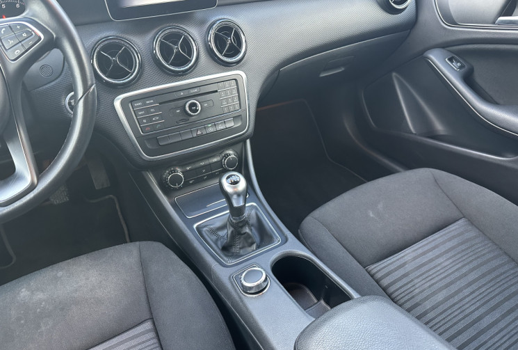 Mercedes Classe A 180 1.6  BlueEFFICIENCY 122  INTUITION