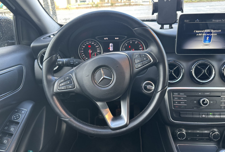 Mercedes Classe A 180 1.6  BlueEFFICIENCY 122  INTUITION