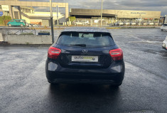 Mercedes Classe A 180 1.6  BlueEFFICIENCY 122  INTUITION