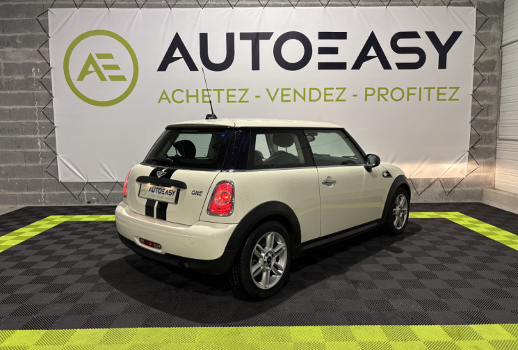 Mini Mini One 75 ch / R56 LCI One 1.6 i : GPS / white pepper 