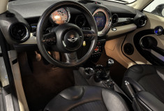 Mini Mini One 75 ch / R56 LCI One 1.6 i : GPS / white pepper 