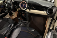 Mini Mini One 75 ch / R56 LCI One 1.6 i : GPS / white pepper 