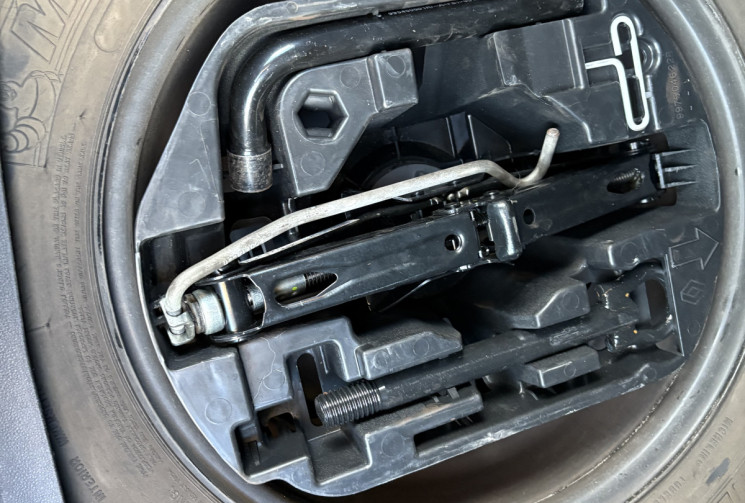 Renault Megane IV 1.5 DCI 110cv Energy BUSINESS * CARPLAY * Radar * Distribution Faite en 01/2026