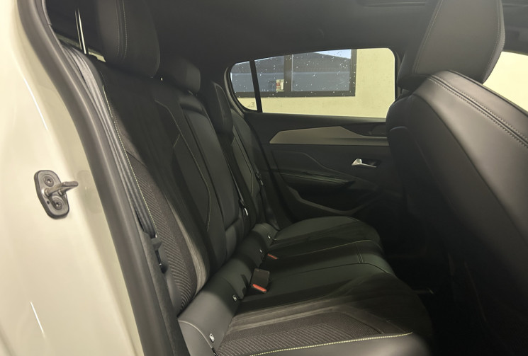 Peugeot 308 III 1.2 PureTech 130ch S&S GT EAT8 + TOIT OUVRANT / SUIVI PEUGEOT COMPLET