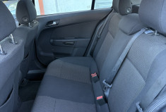 Opel Astra 1.9 CDTI 120cv Magnetic 5p 
