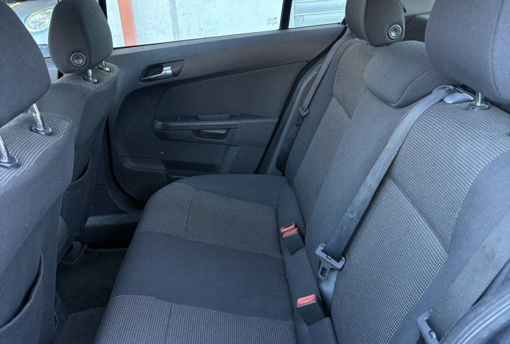 Opel Astra 1.9 CDTI 120cv Magnetic 5p 