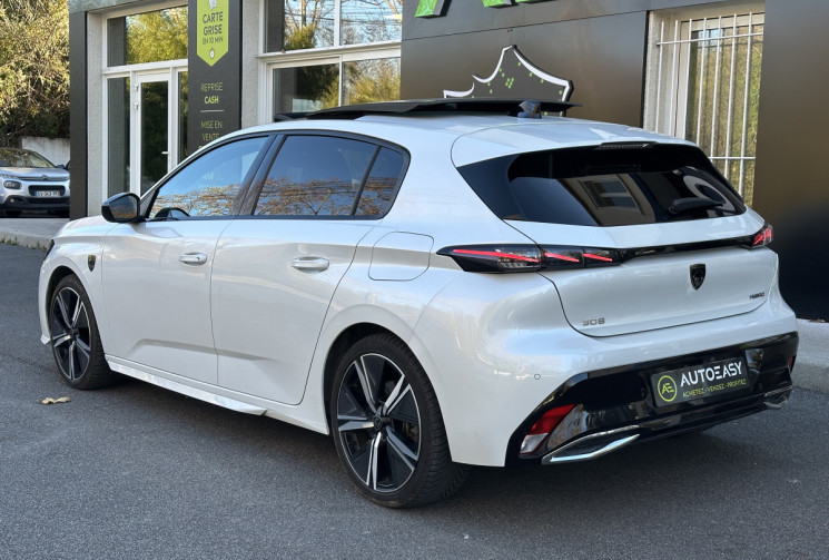 Peugeot 308 GT 1.6 Hybride 225 e-EAT8 / Toit ouvrant / Cuir / Carplay / Lumiere Ambiance