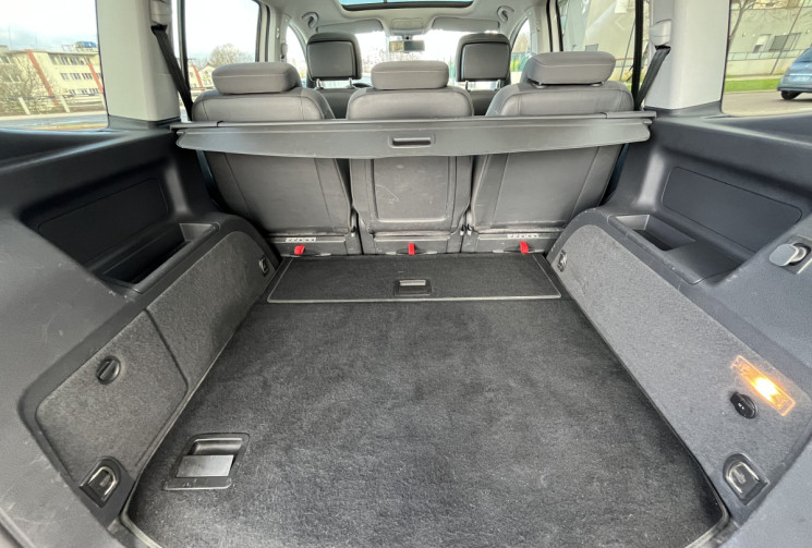 Volkswagen Touran I Phase 3 1.6 TDI DSG (7 rapports) 105 cv Boîte auto