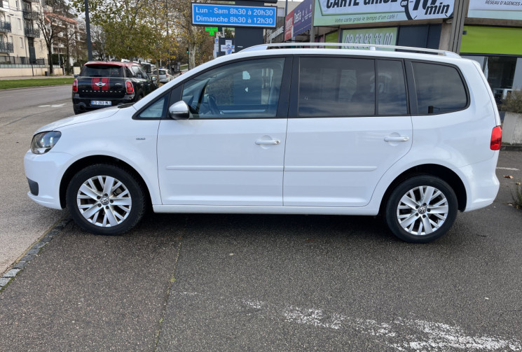 Volkswagen Touran I Phase 3 1.6 TDI DSG (7 rapports) 105 cv Boîte auto
