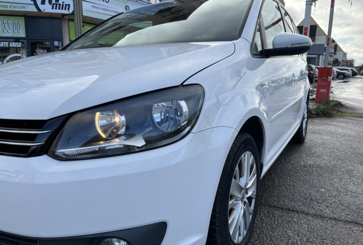 Volkswagen Touran I Phase 3 1.6 TDI DSG (7 rapports) 105 cv Boîte auto