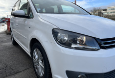 Volkswagen Touran I Phase 3 1.6 TDI DSG (7 rapports) 105 cv Boîte auto