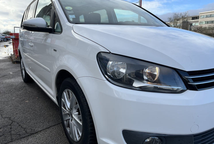 Volkswagen Touran I Phase 3 1.6 TDI DSG (7 rapports) 105 cv Boîte auto