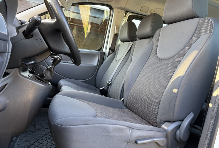 Citroën JUMPY 1.6 HDi  COMBI COURT 90 CV CONFORT 9 PLACES 