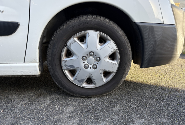 Citroën JUMPY 1.6 HDi  COMBI COURT 90 CV CONFORT 9 PLACES 