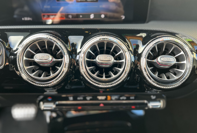 Mercedes CLA 200 d 2.0D 150 cv Boîte auto AMG LINE