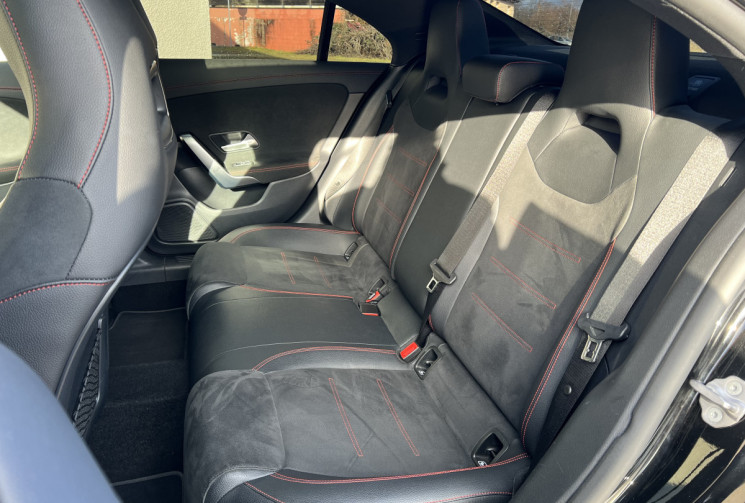 Mercedes CLA 200 d 2.0D 150 cv Boîte auto AMG LINE