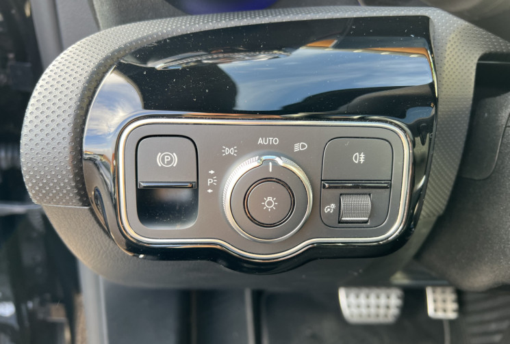 Mercedes CLA 200 d 2.0D 150 cv Boîte auto AMG LINE