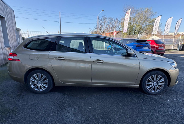 Peugeot 308 SW II PH II 1.5 HDI 16V 130 ALLURE / TOIT PANORAMIQUE / TRES BON ETAT / GARANTIE 12 MOIS