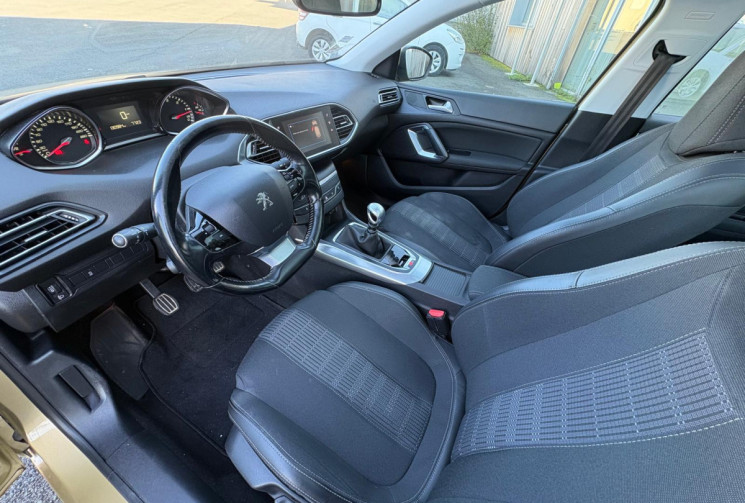 Peugeot 308 SW II PH II 1.5 HDI 16V 130 ALLURE / TOIT PANORAMIQUE / TRES BON ETAT / GARANTIE 12 MOIS