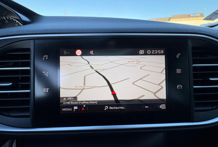 Peugeot 308 SW II PH II 1.5 HDI 16V 130 ALLURE / TOIT PANORAMIQUE / TRES BON ETAT / GARANTIE 12 MOIS