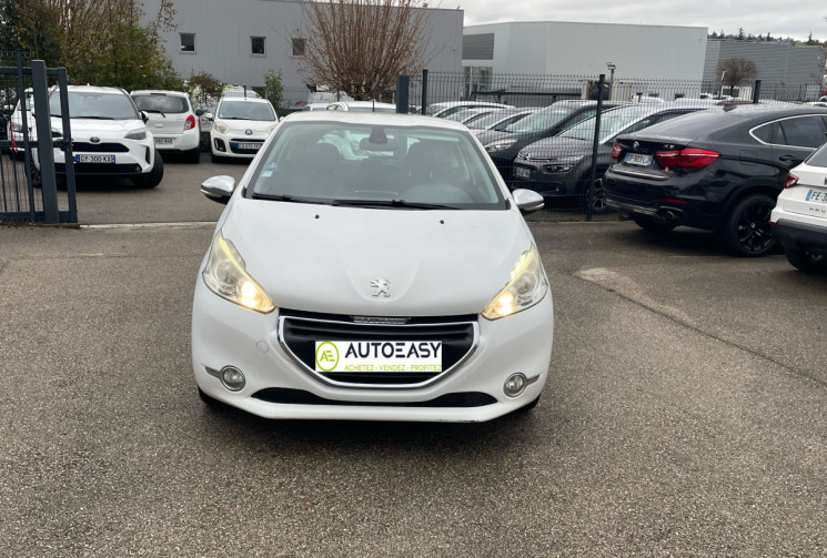 Peugeot 208 1.6 / 120 CH / ALLURE / CHAINE DE DISTRIBUTION