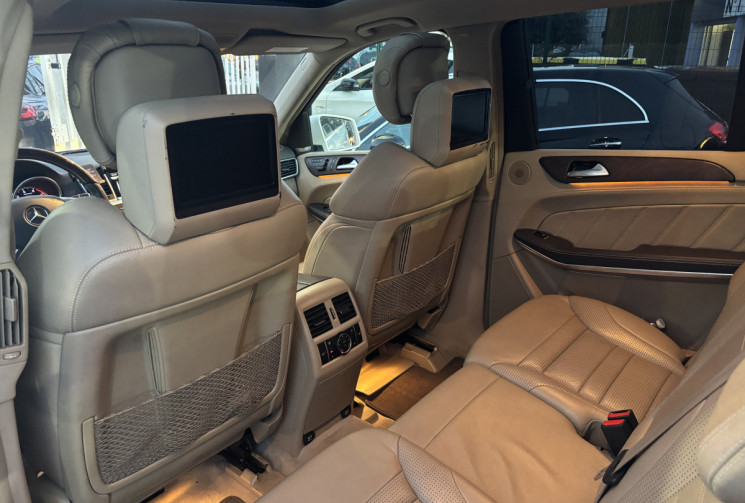 Mercedes Classe GL 63 AMG V8 558 CV 4 MATIC *1ere Main *7 PLACES