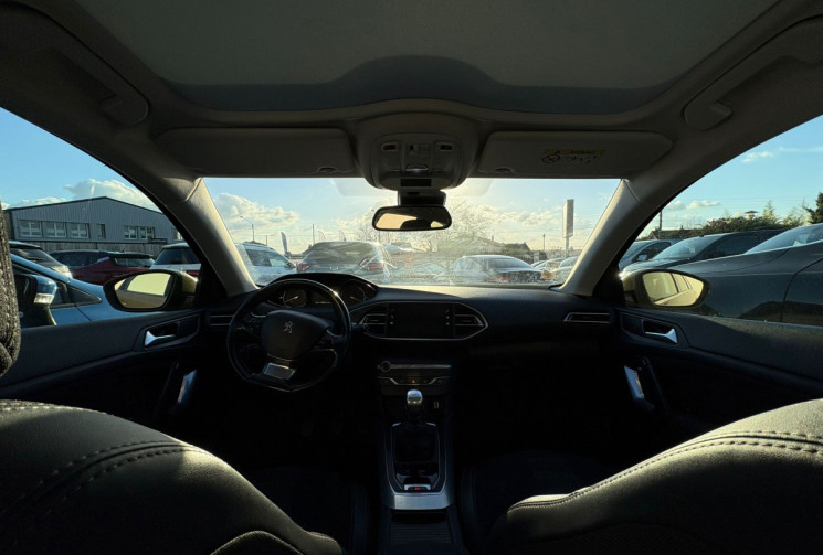 Peugeot 308 SW II PH II 1.5 HDI 16V 130 ALLURE / TOIT PANORAMIQUE / TRES BON ETAT / GARANTIE 12 MOIS