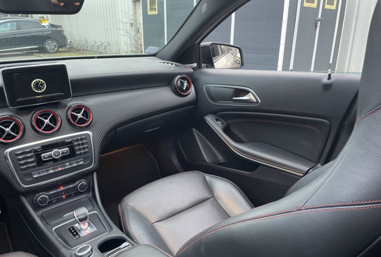 Mercedes Classe A 45 AMG 360 ch 4Matic SPEEDSHIFT-DC/Toit ouvrant pano/Sièges chauffants/ Jnt Alu 18