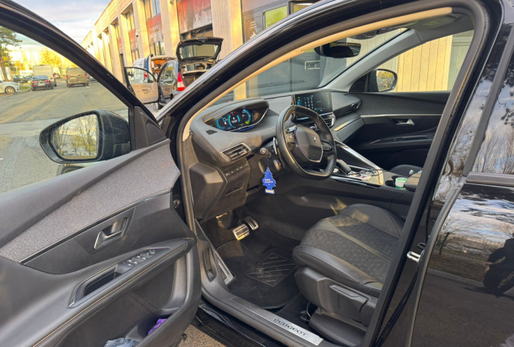 Peugeot 3008 1.6 225 PHEV Roadtrip * Sièges Chauffants / CarPlay 