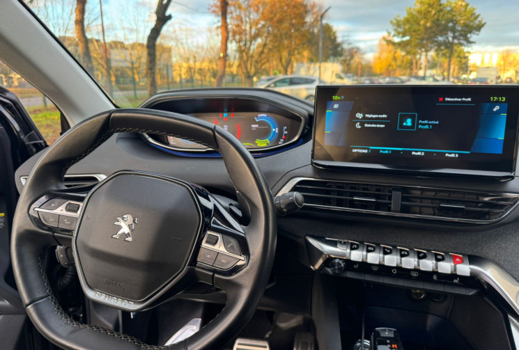 Peugeot 3008 1.6 225 PHEV Roadtrip * Sièges Chauffants / CarPlay 