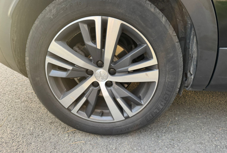 Peugeot 3008 1.6 225 PHEV Roadtrip * Sièges Chauffants / CarPlay 