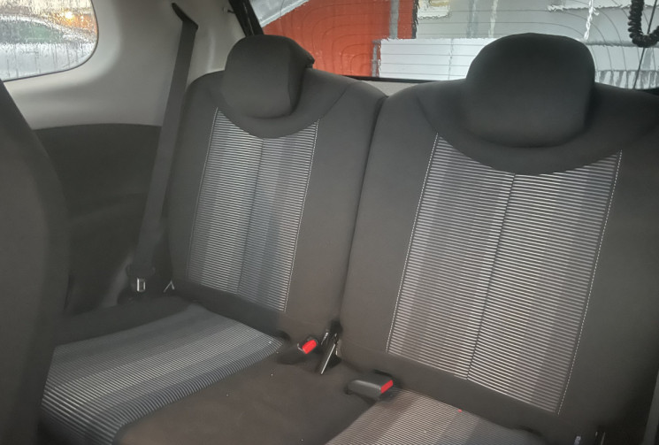 Peugeot 108 1.2 VTI 82  ALLURE TOP 