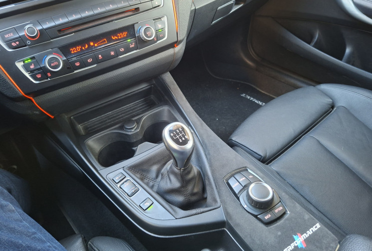 BMW Série 1 118 i 170 CH SPORT CUIR