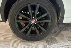 Jaguar E-Pace 2.0D 240 R-Dynamic / Siège chauffants / Caméra / Garantie 6 mois