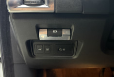 Jaguar E-Pace 2.0D 240 R-Dynamic / Siège chauffants / Caméra / Garantie 6 mois