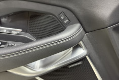 Jaguar E-Pace 2.0D 240 R-Dynamic / Siège chauffants / Caméra / Garantie 6 mois