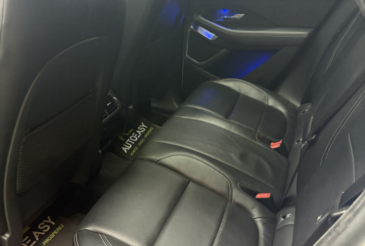 Jaguar E-Pace 2.0D 240 R-Dynamic / Siège chauffants / Caméra / Garantie 6 mois
